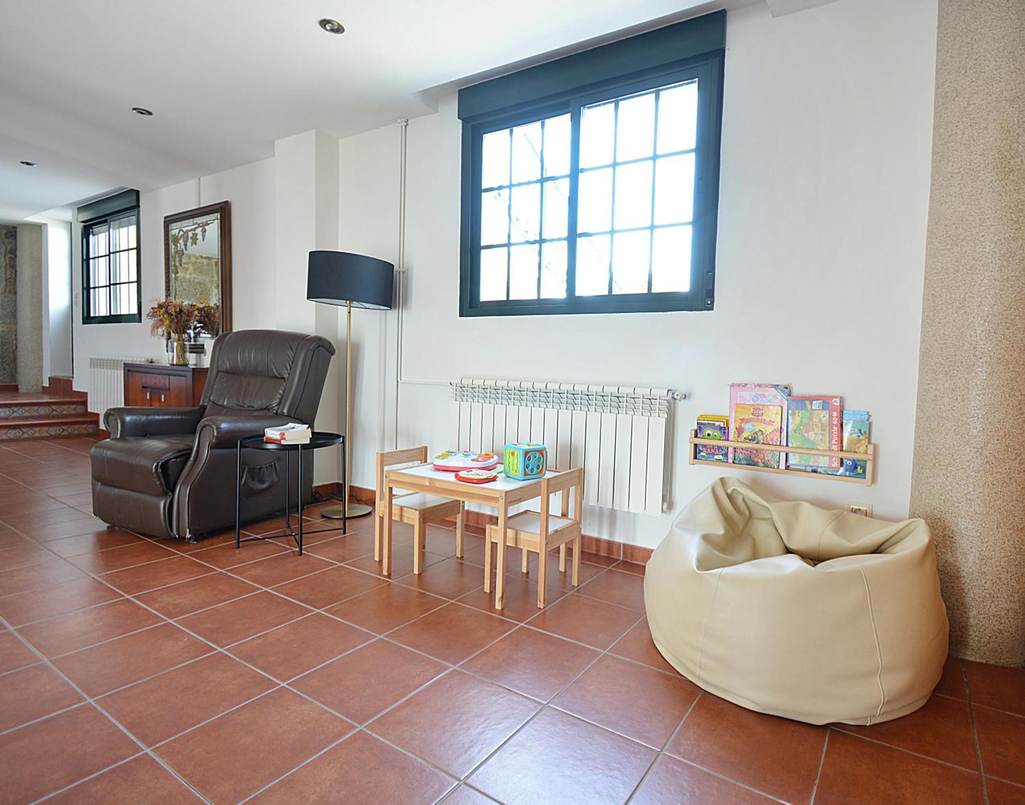 Galihost - Casa Con Enorme Jardin En Cambadosヴィラ エクステリア 写真