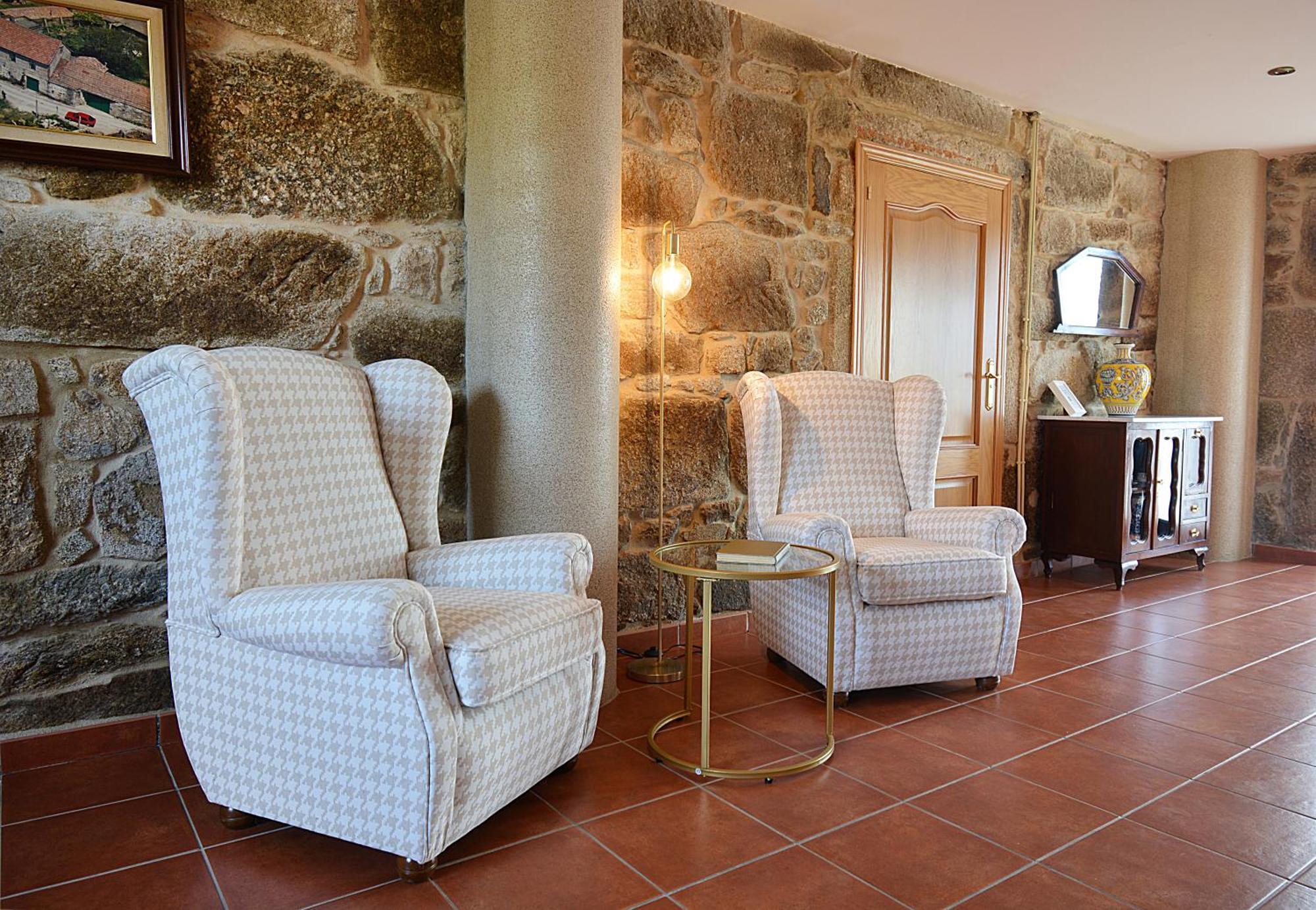 Galihost - Casa Con Enorme Jardin En Cambadosヴィラ エクステリア 写真